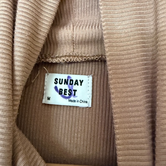 Aritzia Tops - Picture 5 of 10